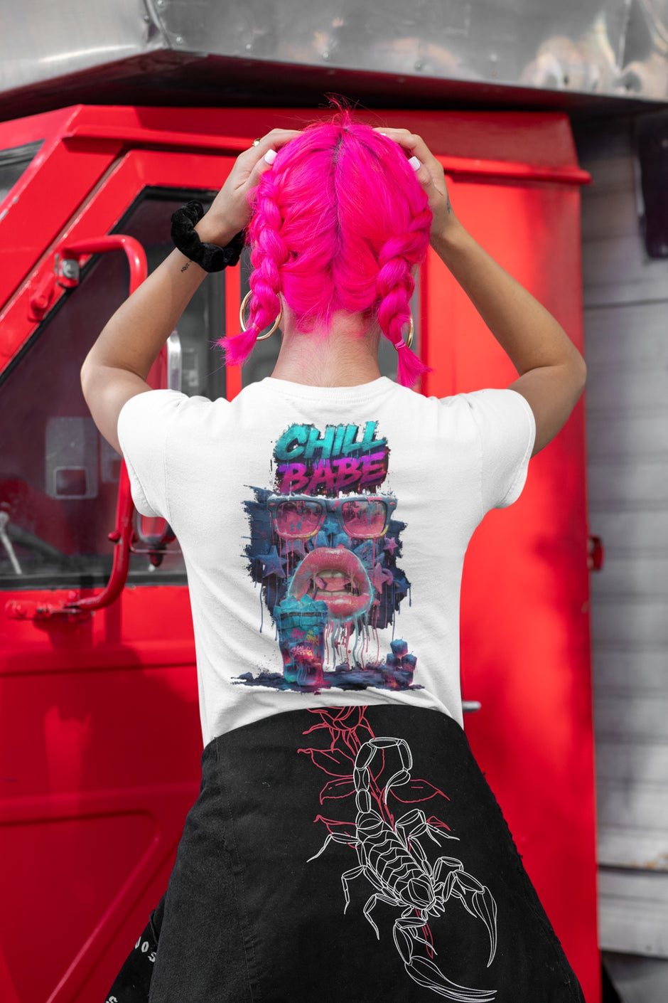 Snowtigz Chill Babe Shirt mit Neonfarben und Eiswürfeln