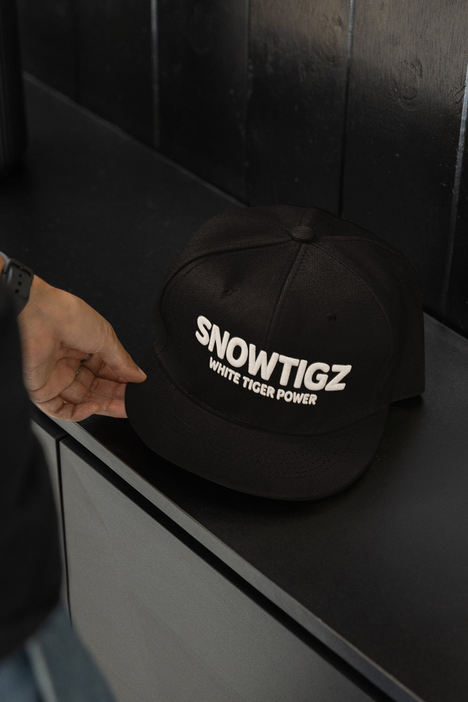 Snowtigz Snapback Cap Unisex mit gesticktem Logo auf der Front