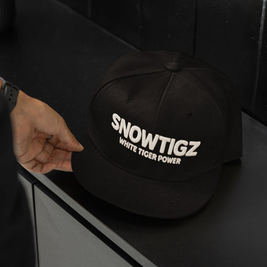 Snowtigz Snapback Cap Unisex mit gesticktem Logo auf der Front
